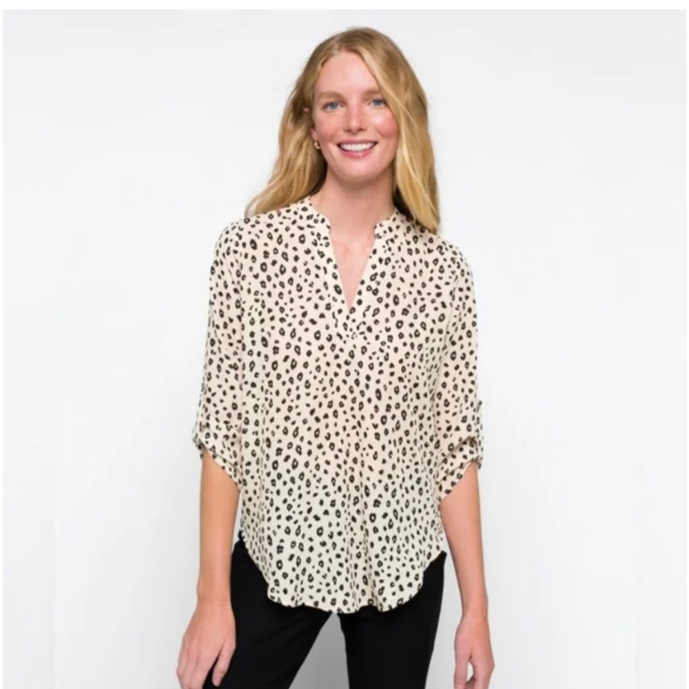 Leopard 🐆 Print Blouse